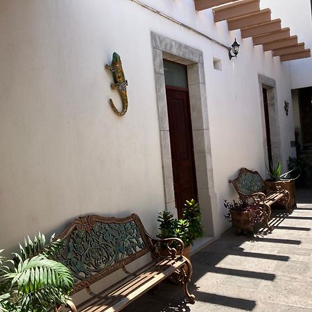 Casa De Los Remedios Морелия Экстерьер фото